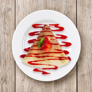 Ricotta strawberry crepe